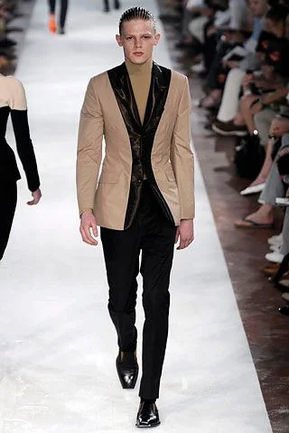 Look 25